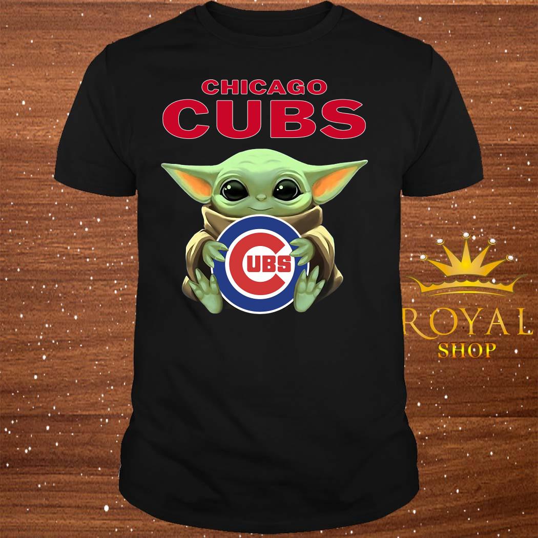 Official Baby Yoda Hug Chicago Cubs Shirt - Thefirsttees